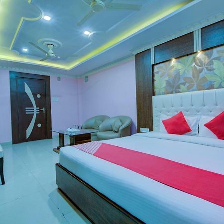 Oyo 14579 The Hangout Jamshedpur Exterior photo