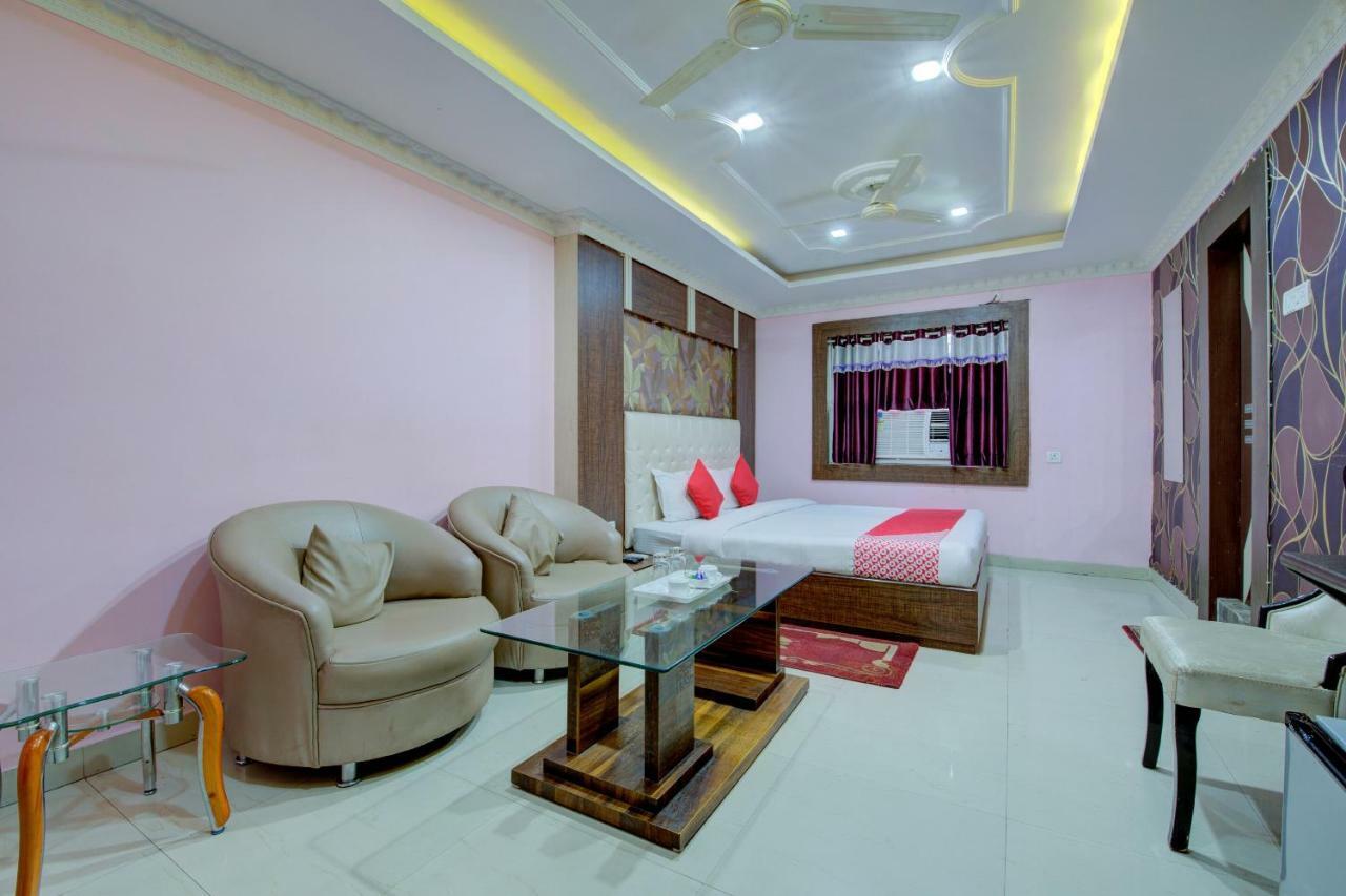 Oyo 14579 The Hangout Jamshedpur Exterior photo