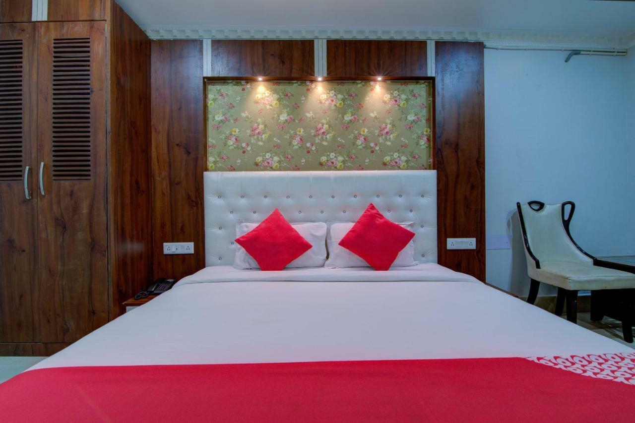 Oyo 14579 The Hangout Jamshedpur Exterior photo