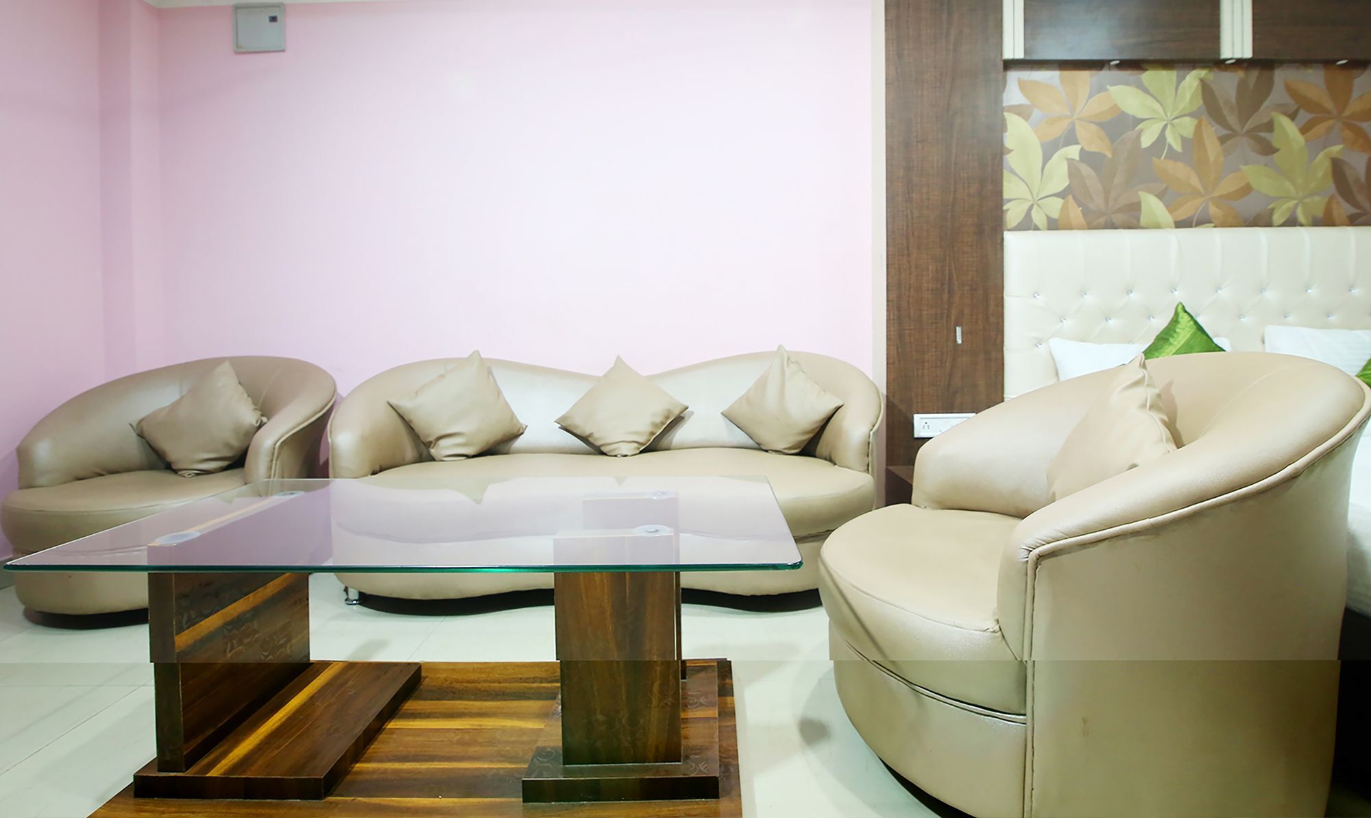 Oyo 14579 The Hangout Jamshedpur Exterior photo