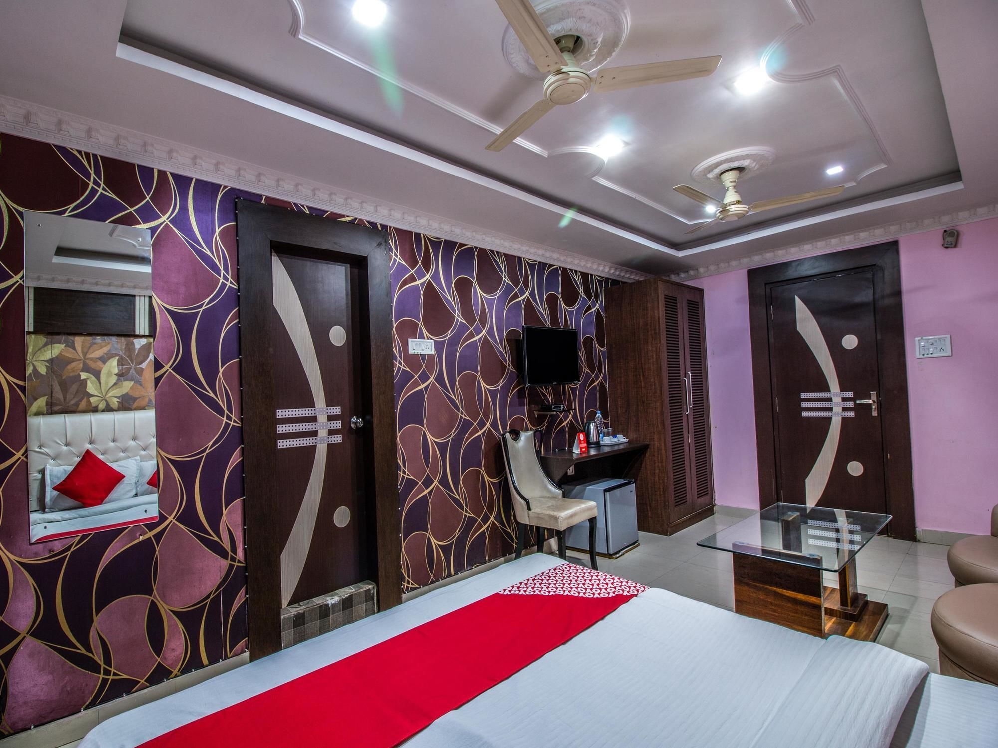 Oyo 14579 The Hangout Jamshedpur Exterior photo